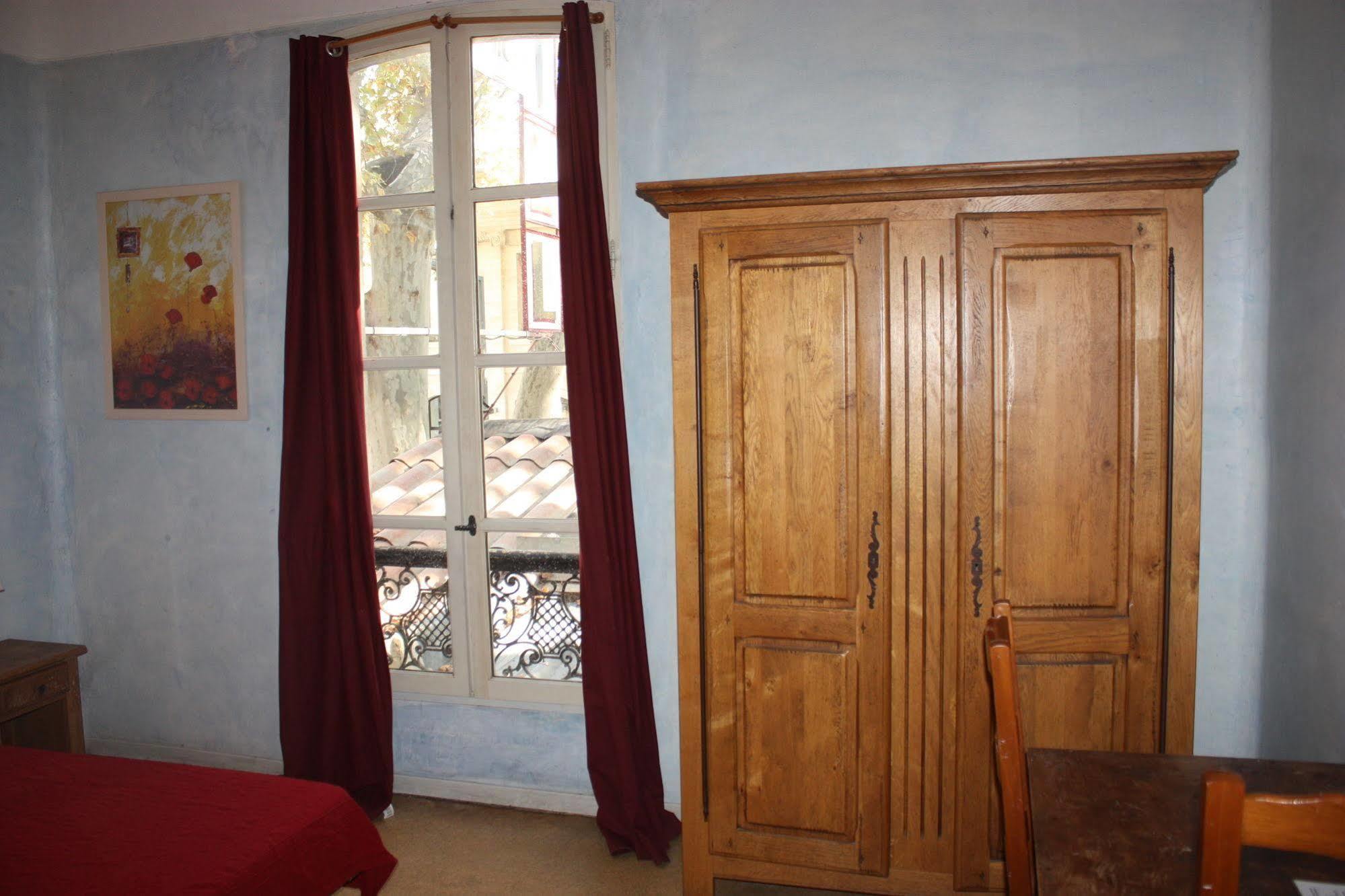 אביניון Hotel Alizea מראה חיצוני תמונה