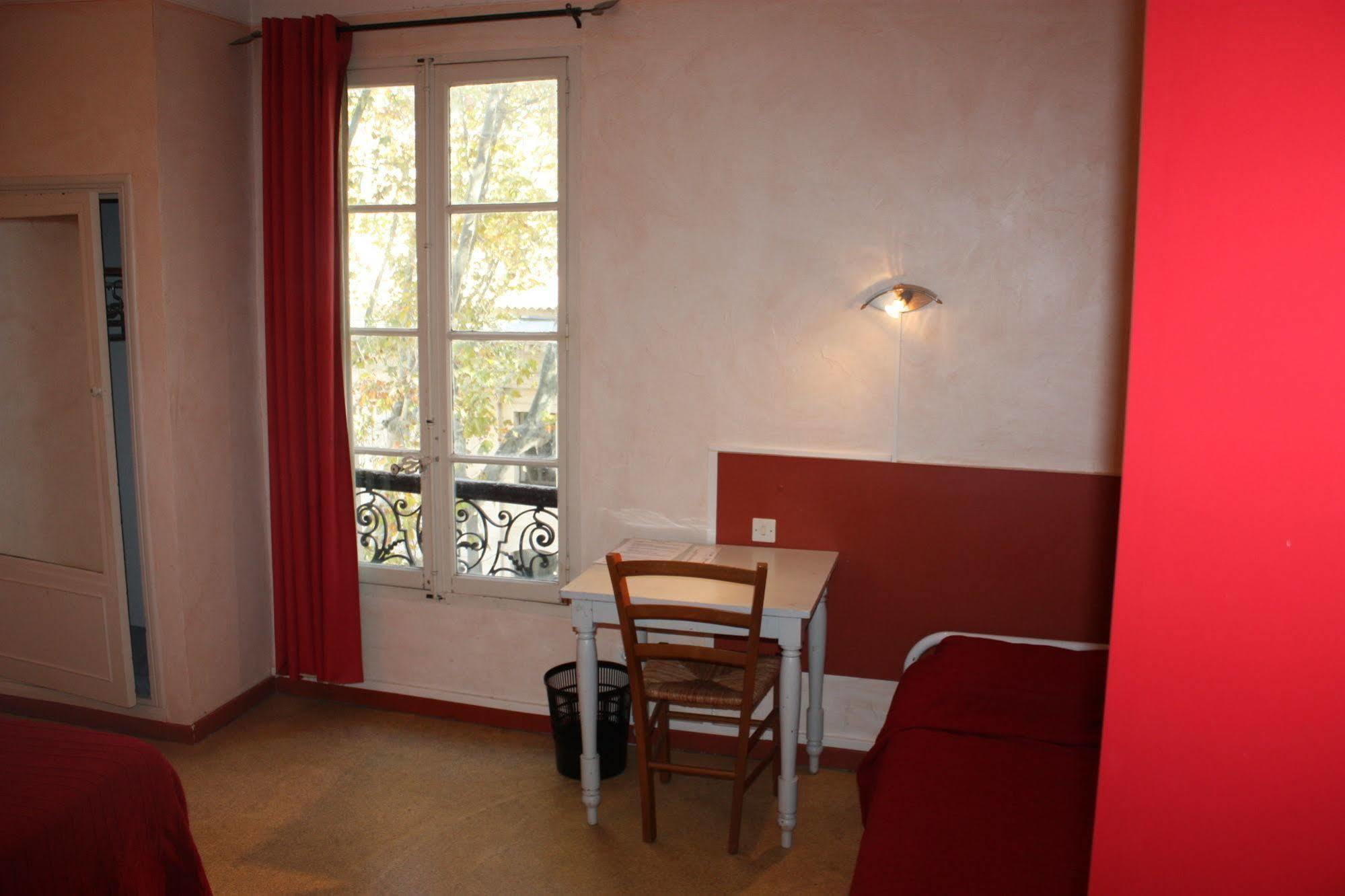 אביניון Hotel Alizea מראה חיצוני תמונה