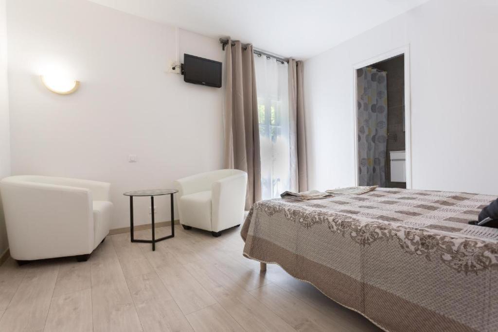 אביניון Hotel Alizea מראה חיצוני תמונה